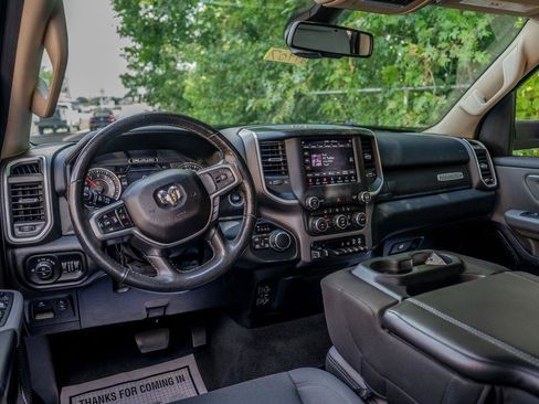 Used 2019 RAM 1500 Big Horn AWD/4WD image 17