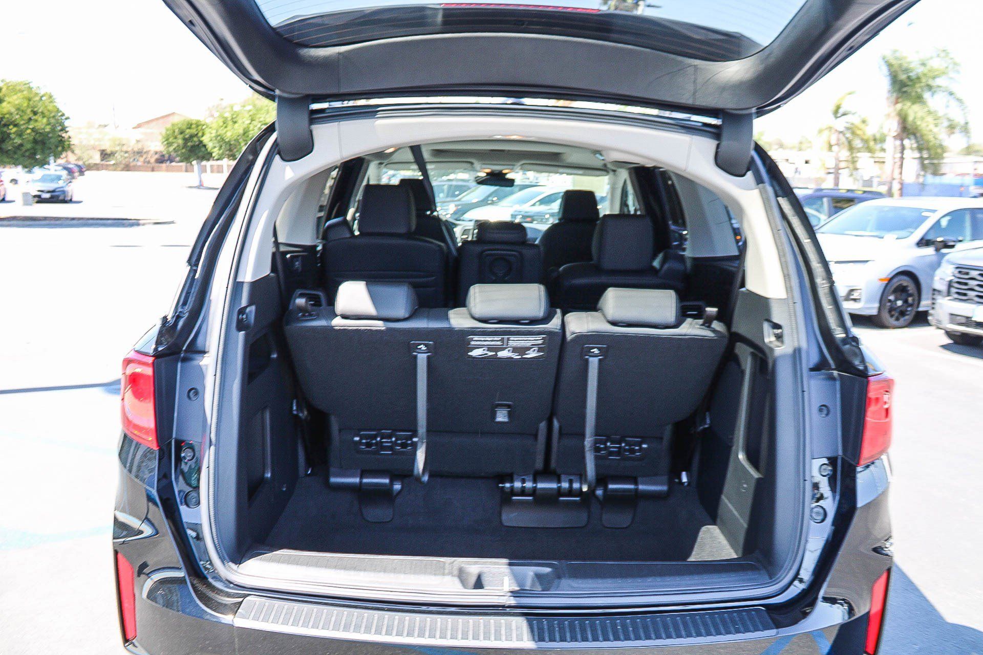Certified 2026 Honda Odyssey EX-L image 28