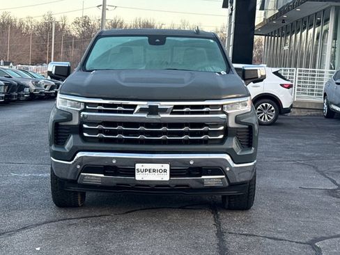 Used 2025 Chevrolet Silverado 1500 LTZ image 14