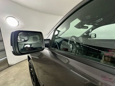 Used 2024 RAM 1500 Big Horn AWD/4WD image 40