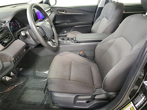 Used 2025 Toyota Camry LE image 19