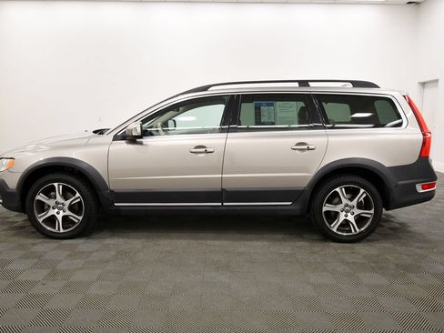 Used 2013 Volvo XC70 T6 AWD/4WD image 4