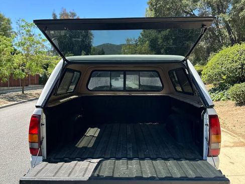Used 2002 GMC Sierra 1500 2WD Extended Cab image 6