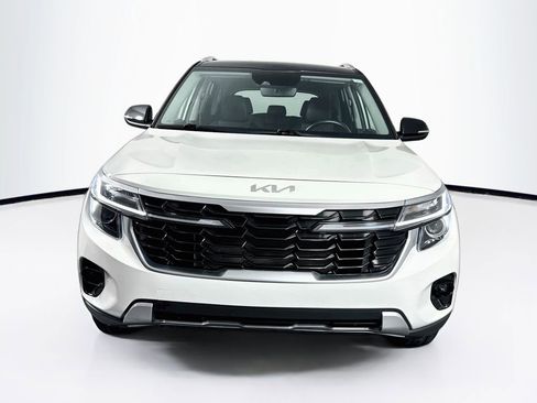 Used 2024 Kia Seltos S FWD image 2