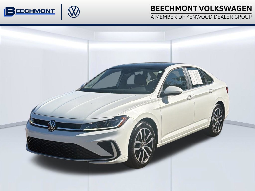 Certified 2025 Volkswagen Jetta SE FWD image 1