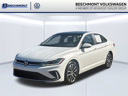 Certified 2025 Volkswagen Jetta SE