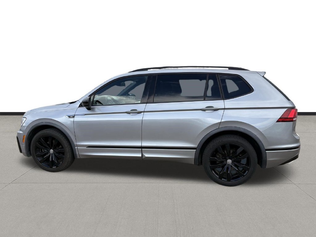 Used 2020 Volkswagen Tiguan SE R-Line FWD image 2