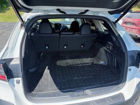 Used 2024 Subaru Outback Limited AWD/4WD image 5
