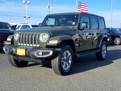 Certified 2021 Jeep Wrangler Unlimited Sahara w/ Cold Weather Group image 3