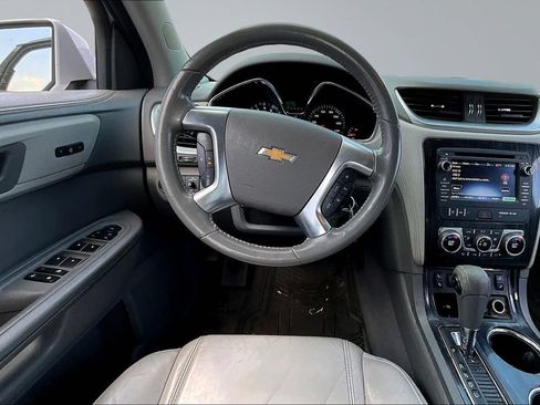 Used 2016 Chevrolet Traverse LT AWD/4WD image 8