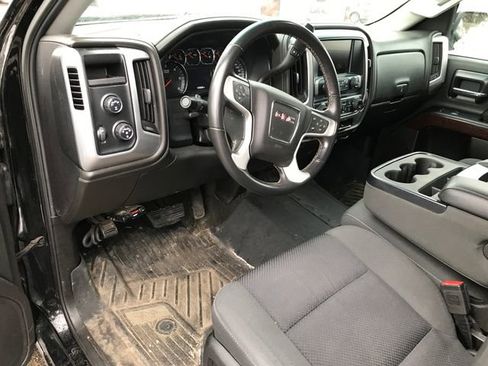Used 2017 GMC Sierra 1500 SLE w/ SLE Value Package image 3