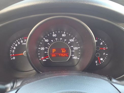 Used 2019 Kia Soul + image 23