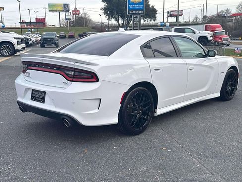Used 2020 Dodge Charger R/T w/ Navigation & Travel Group image 35