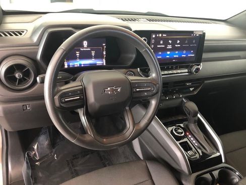 Used 2023 Chevrolet Colorado Trail Boss w/ Technology Package AWD/4WD image 14