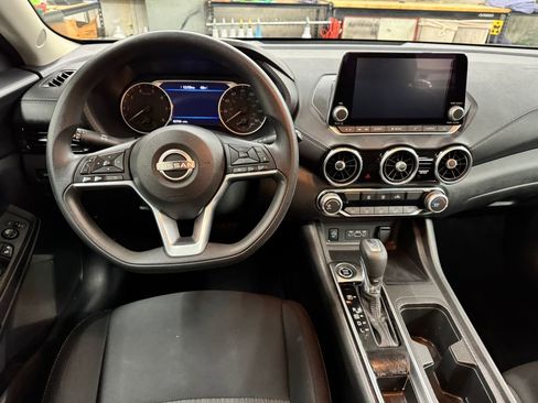Used 2024 Nissan Sentra SV image 18