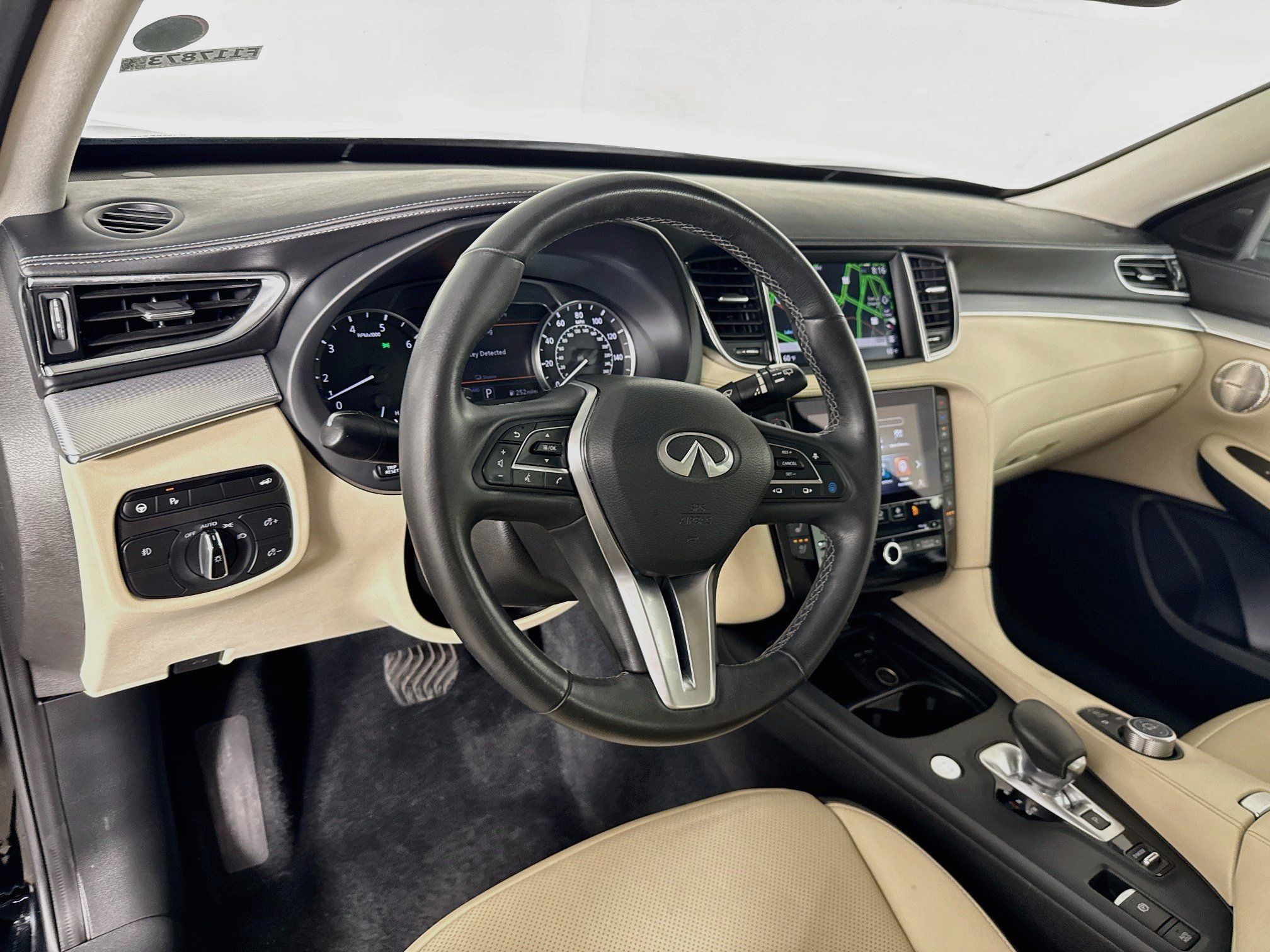 Used 2022 INFINITI QX50 Essential FWD image 8