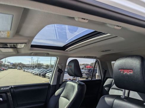 Used 2024 Toyota 4Runner TRD Off-Road Premium image 27