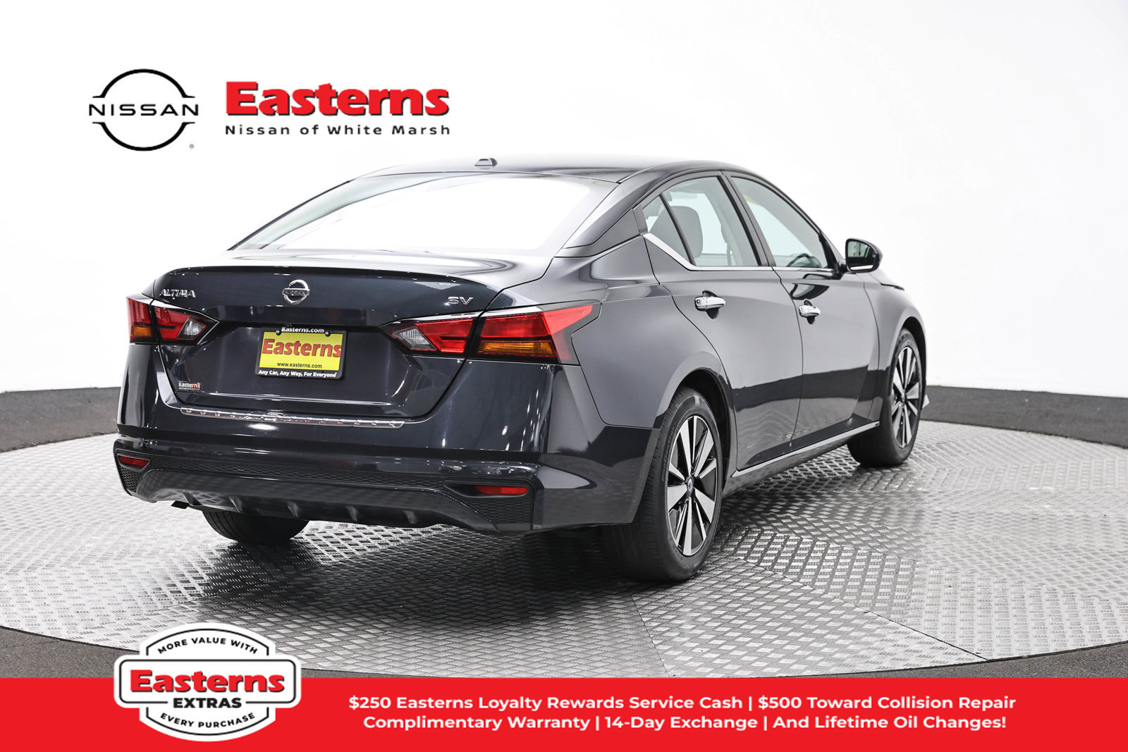 Used 2022 Nissan Altima 2.5 SV FWD image 5