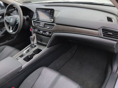 Used 2019 Honda Accord EX image 29
