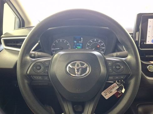 Certified 2025 Toyota Corolla LE FWD image 23