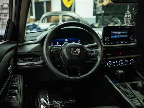 Used 2024 Honda Accord EX image 15