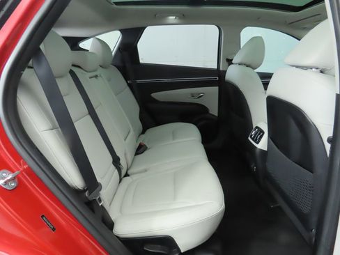 Used 2023 Hyundai Tucson Limited image 23