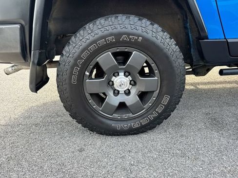 Used 2007 Toyota FJ Cruiser 4WD w/ Upgrade Pkg 2 image 31