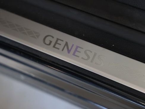 Used 2025 Genesis GV80 2.5T Standard AWD/4WD image 22