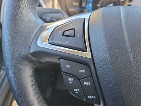 Certified 2022 Ford Edge SEL image 14