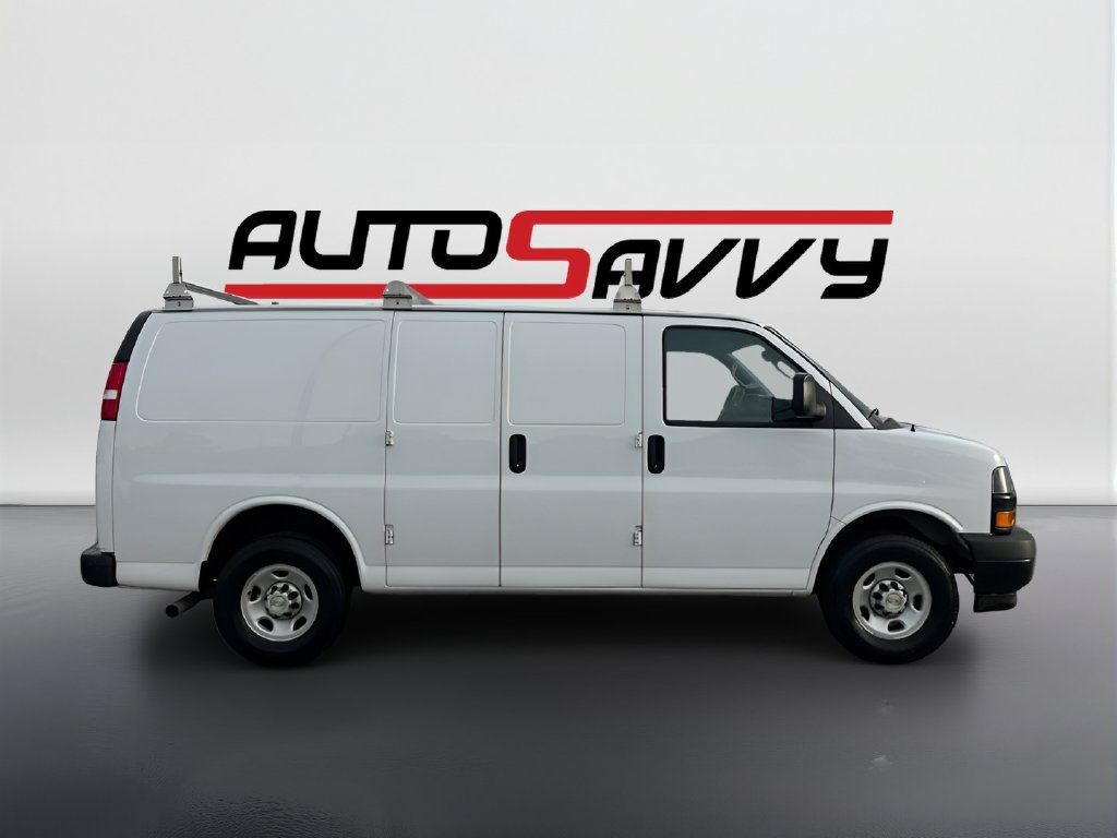 Used 2024 Chevrolet Express 2500 RWD image 8