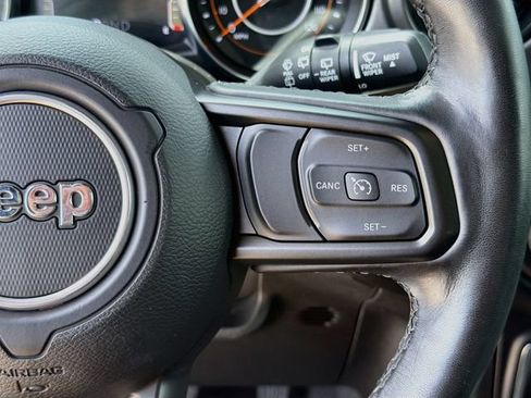 Used 2021 Jeep Wrangler Unlimited Sport AWD/4WD image 36