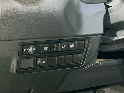Used 2023 Toyota Tundra SR5 AWD/4WD image 8