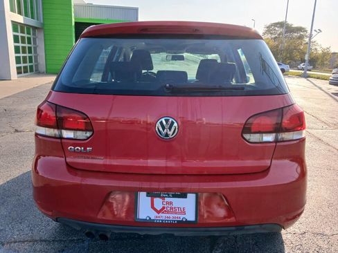 Used 2010 Volkswagen Golf 4-Door image 7