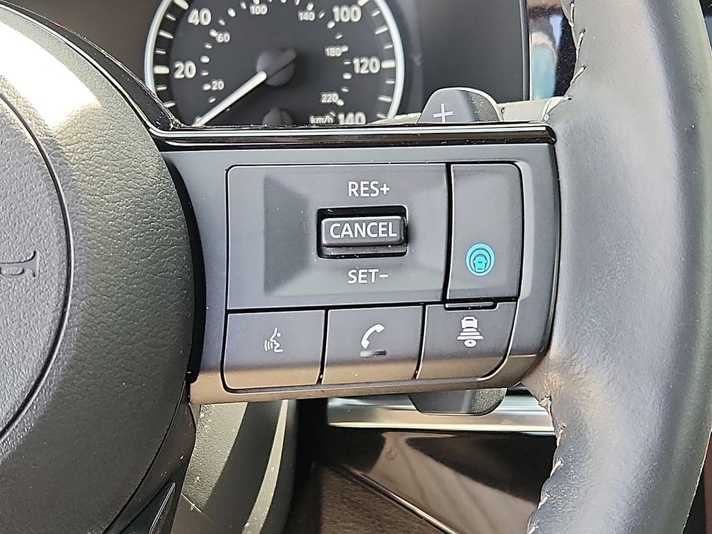 Used 2023 Nissan Pathfinder SV w/ SV Premium Package AWD/4WD image 21