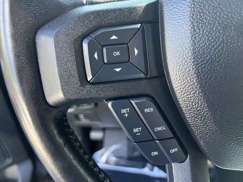 Used 2017 Ford F150 XLT w/ Equipment Group 302A Luxury RWD image 18