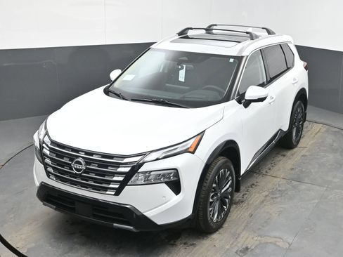 New 2026 Nissan Rogue Platinum image 30