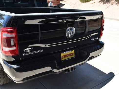 Used 2024 RAM 2500 Laramie AWD/4WD image 4