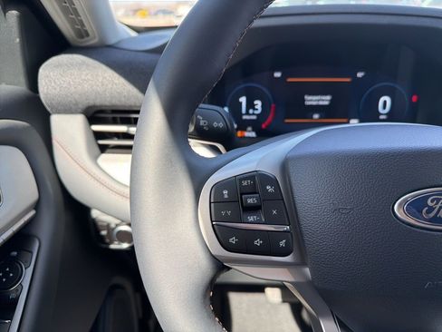 New 2026 Ford Explorer Active image 12