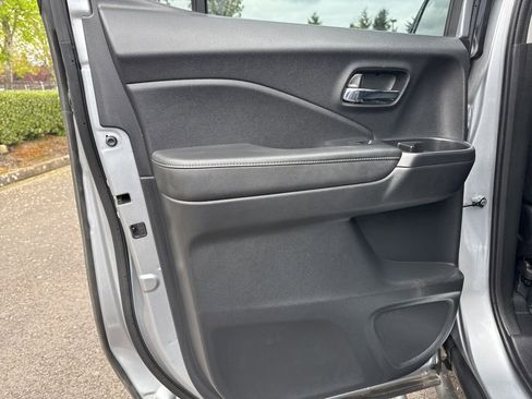 Used 2019 Honda Ridgeline Sport image 19