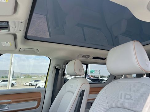 New 2025 Volkswagen ID. Buzz 1st Edition AWD/4WD image 21