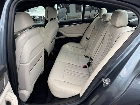 Used 2019 BMW 530i xDrive w/ Executive Package AWD/4WD image 18