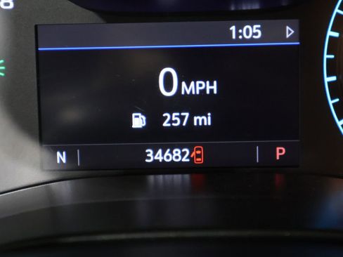 Used 2022 Chevrolet Colorado Z71 image 40