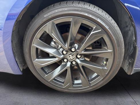 Used 2025 Toyota Corolla XSE FWD image 18