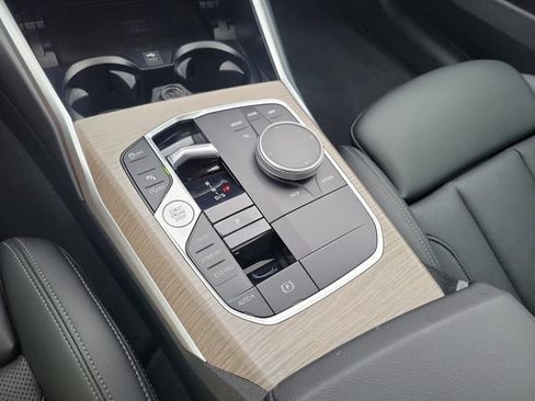 Used 2025 BMW 330i Sedan RWD image 23