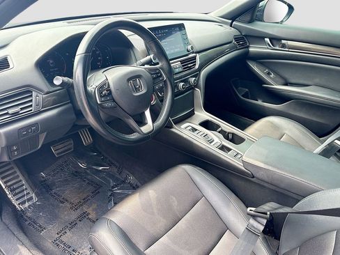 Used 2021 Honda Accord Sport image 9