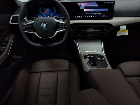 Used 2026 BMW 330i xDrive Sedan w/ Premium Package image 24