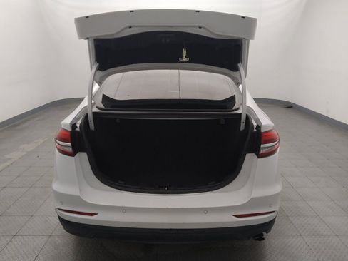 Used 2020 Ford Fusion SE FWD image 29