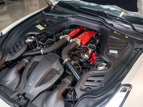 Used 2020 Ferrari GTC4Lusso T RWD image 25