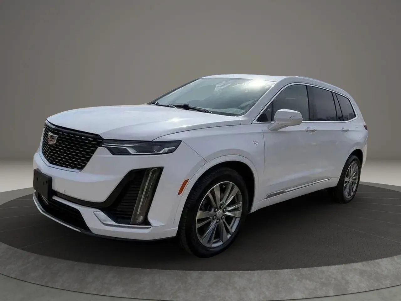 Used 2023 Cadillac XT6 Premium Luxury AWD/4WD image 3