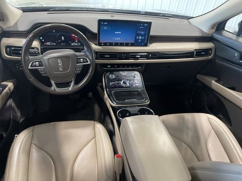 Used 2023 Lincoln Nautilus Reserve w/ Monochromatic Package image 32